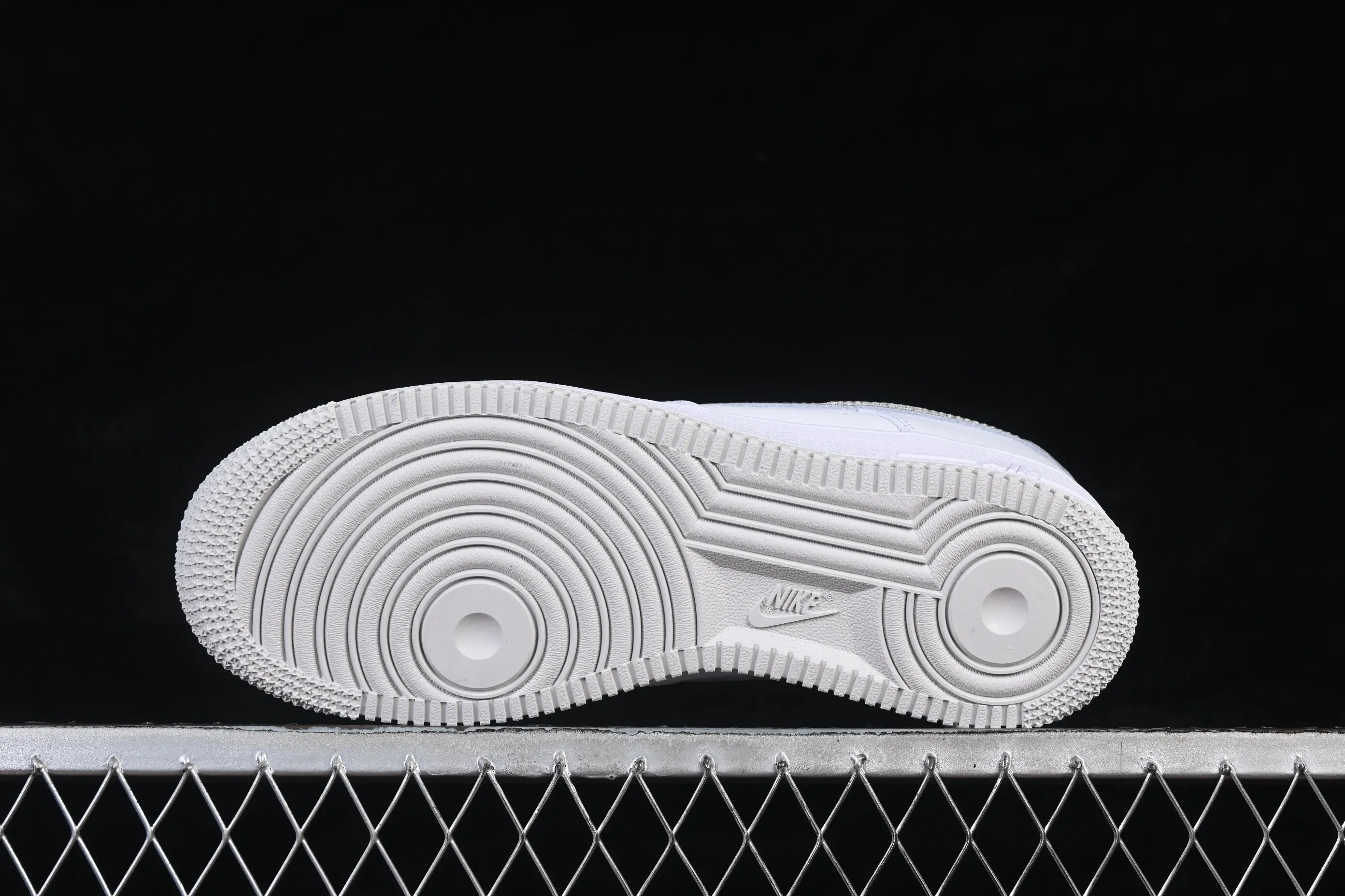All categories Nk Air Force 1 Air Force series Nk Air Force 1 Low Air Force low top Nike Air Force 1'07 Low sequined hook Air Force 1 low top casual sneakers ZH0316-156